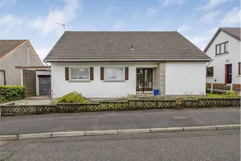 3 Bed Detached House Strathaven