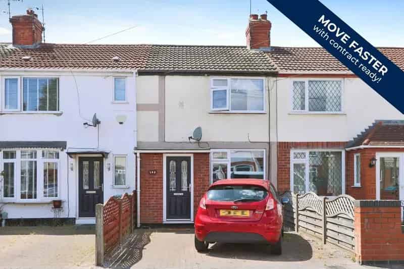 3 Bedroom Mid Terrace House For Sale