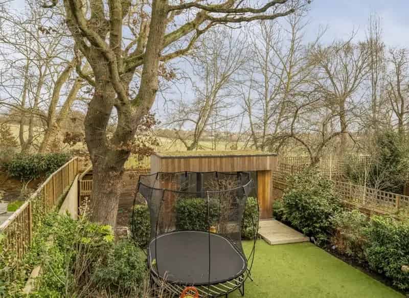 Four Bedroom Maisonette for Sale
