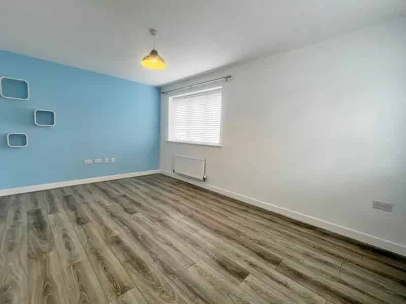 3 bedroom House
 To Rent