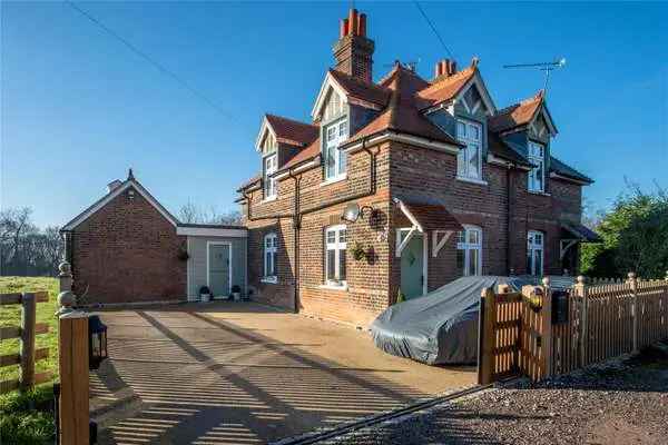 Upshirebury Green, Upshire, Essex, EN9 3SU | Property for sale | Savills