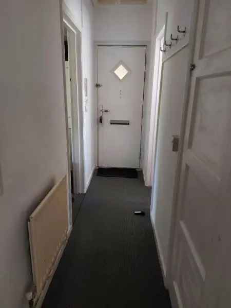 Flat For Rent in Tonbridge and Malling, England