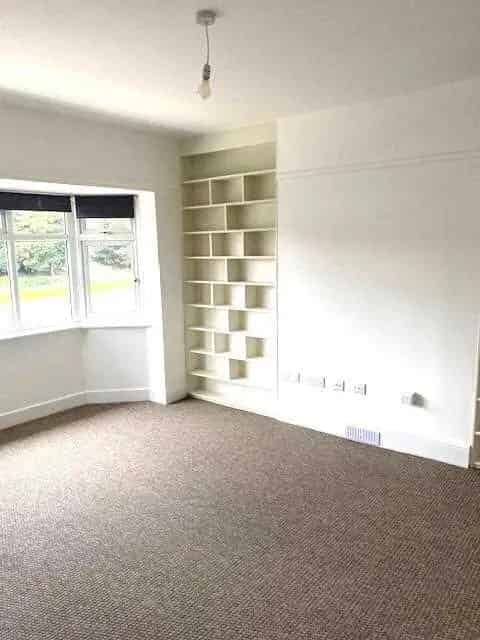 1 Bedroom Flat to Rent Near Castlepoint