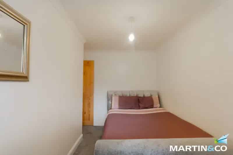 1 Bedroom Flat To Rent