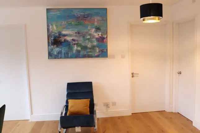 Flat to Rent Boundary Road London NW8