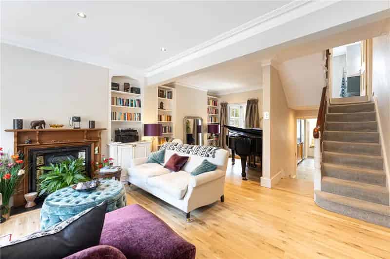 3 Bedroom House in London near River Thames