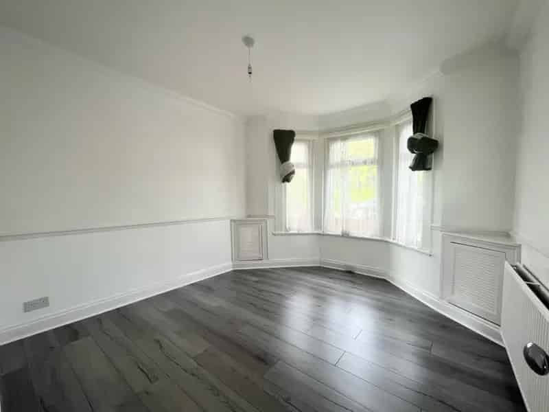 3 Bedroom House To Rent Available 02 06 2025