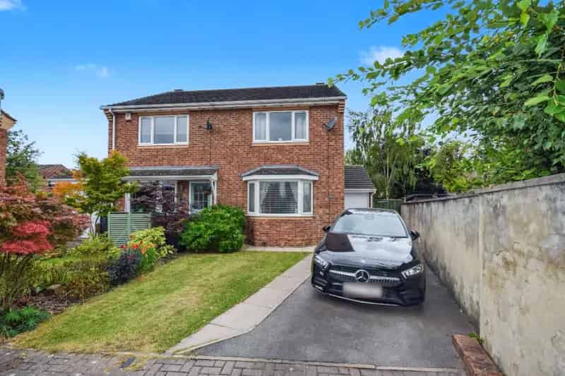 House For Sale , Wakefield, England