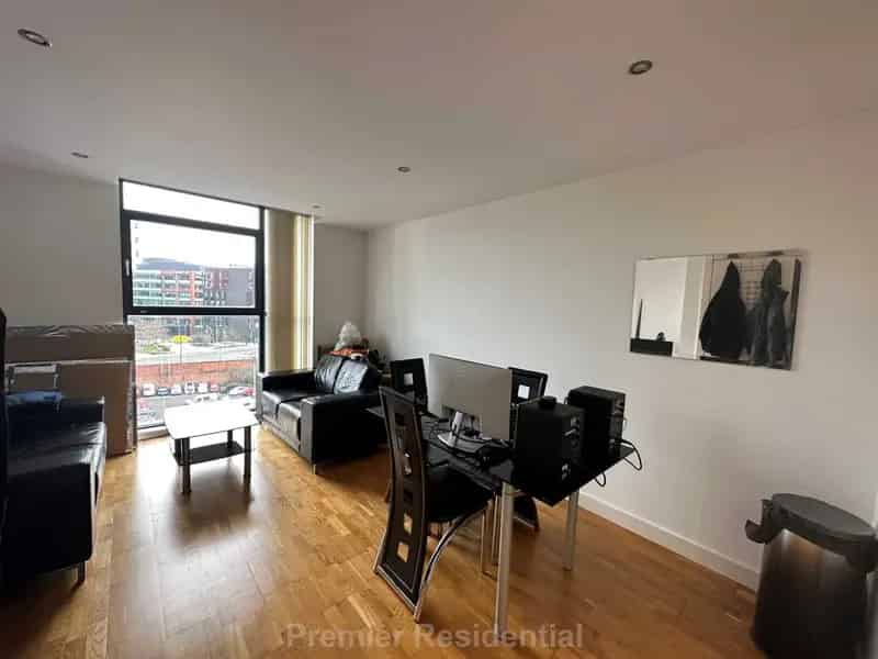 1 Bedroom Apartment Near Manchester City Centre