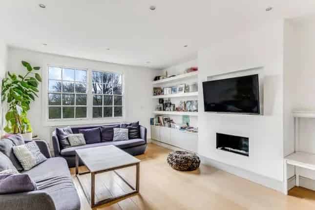 Four Bedroom Duplex Apartment South Hampstead