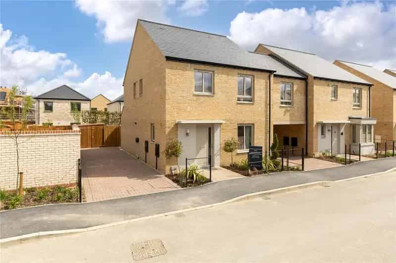4 Bedroom House for Sale
