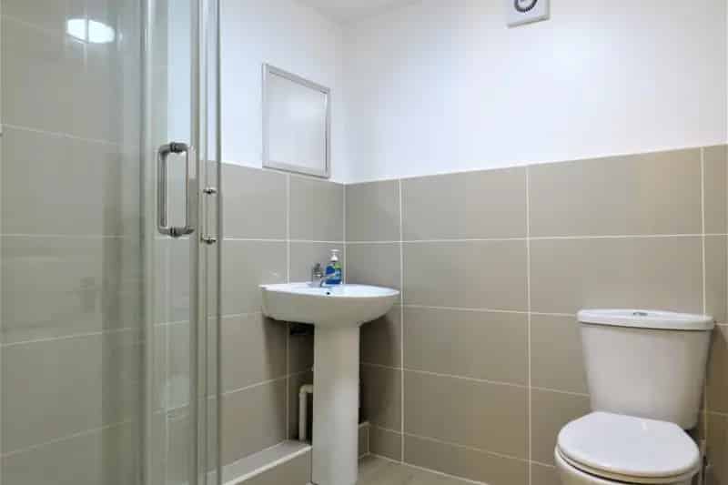 One Bedroom Apartment Hastings Town Centre Available September