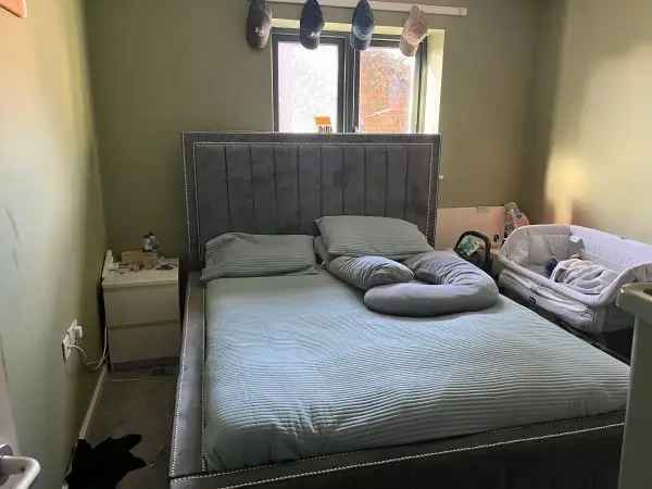 Flat For Rent in Cherwell District, England