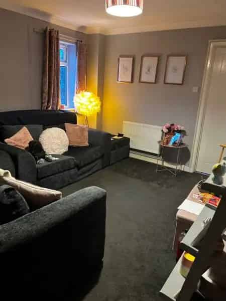 2 Bed House Near Southampton Hamble le Rice Good Schools