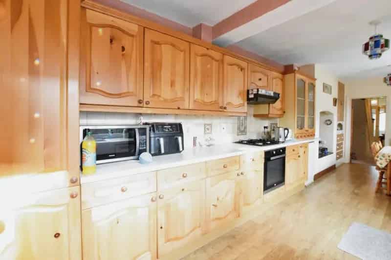 3 Bedroom House For Sale Large Garden Ample Parking