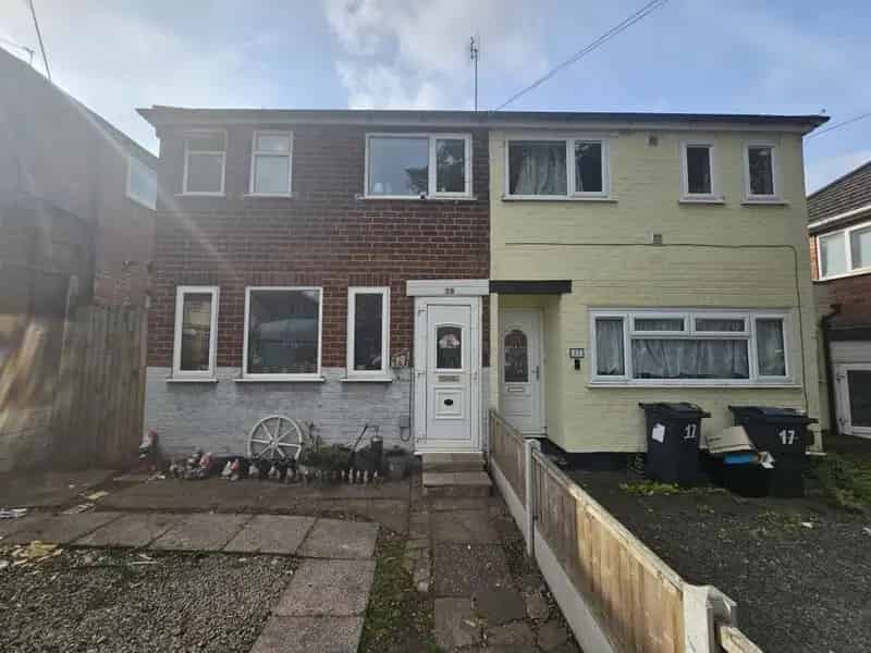 2 Bedroom Semi Detached House For Sale By Auction