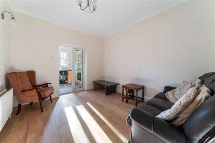 3 bedroom house in London