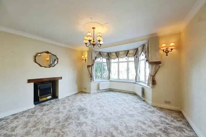 Three Bedroom Detached Family Home For Sale