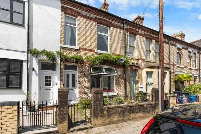 2 Bedroom Terraced House for Sale in Cardiff