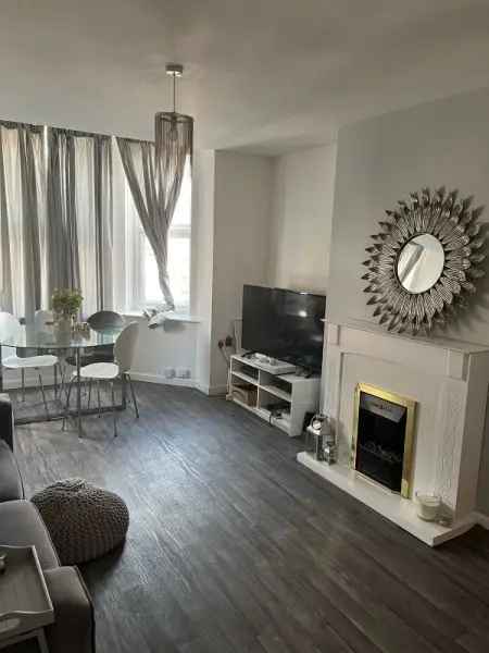  For Rent in Leeds, England