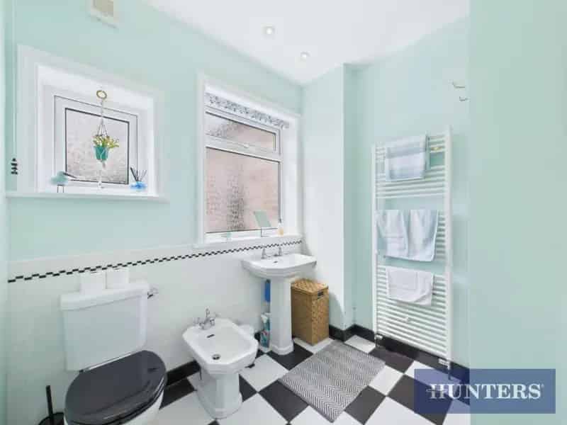 3 Bed Detached Bungalow For Sale