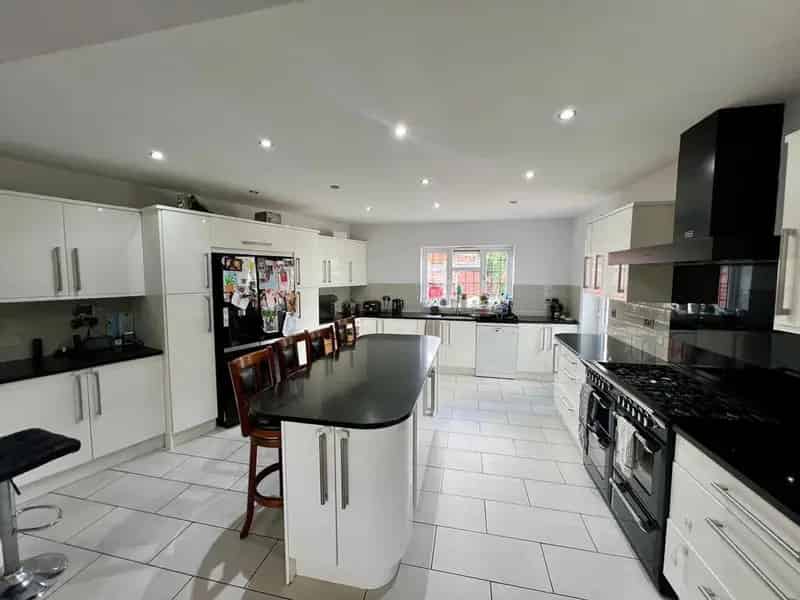 4 Bedroom Detached House for Sale in Handsworth