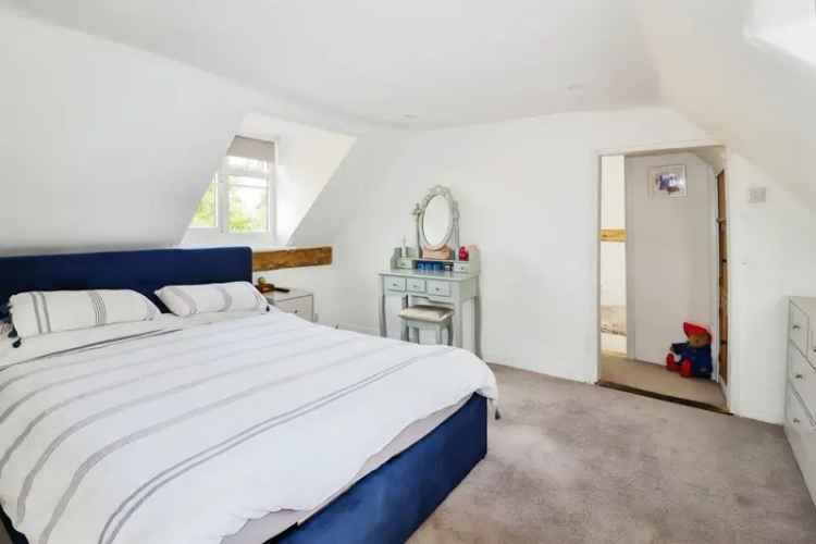 Spacious Village House with Multiple Bedrooms and Gardens