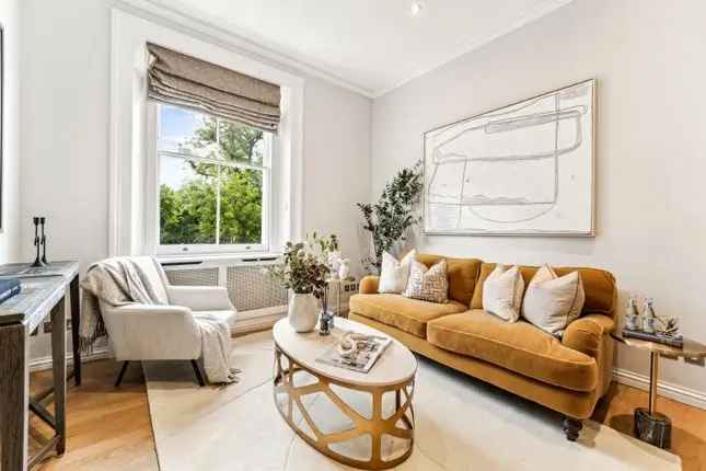 Flat for sale in Onslow Gardens, South Kensington SW7