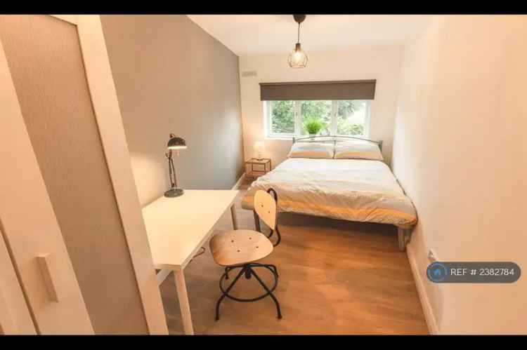 5 Bedroom Terraced House Near Southmead Hospital