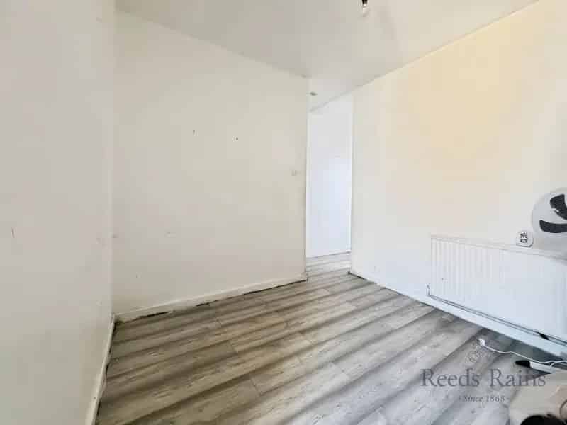2 Bedroom Mid Terrace House For Renovation Liverpool L8