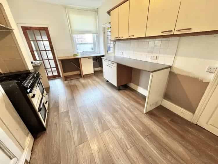 3 Bedroom Semi Detached House Scarborough North Yorkshire