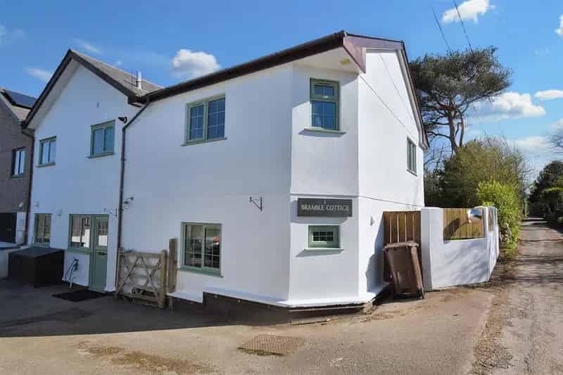 5 Bedroom Semi-Detached House for Sale in Redruth