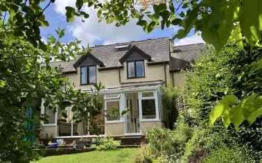 House For Sale in 1-4, Village Road, Taunton, England