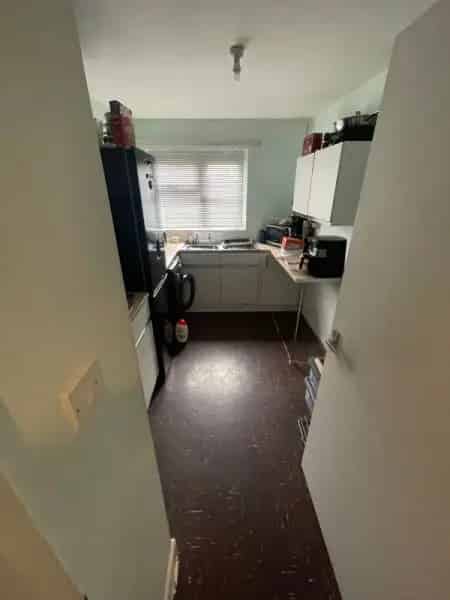 Quiet Bungalow with Garden, Decent Bedroom and Living Room