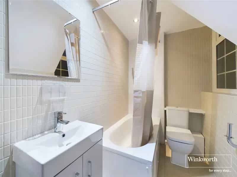 2 Bedroom Cottage Roe Green Village Modern Kitchen Garden First Time Buyers