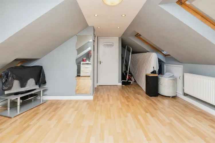 Modern 4-Bedroom House in Totterdown Bristol