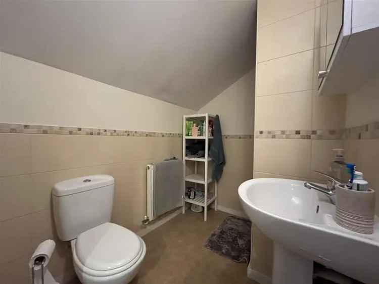 2 Bedroom Apartment House to Rent Near Liverpool City Center