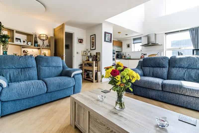 2 Bedroom Duplex Penthouse Apartment Manchester M1