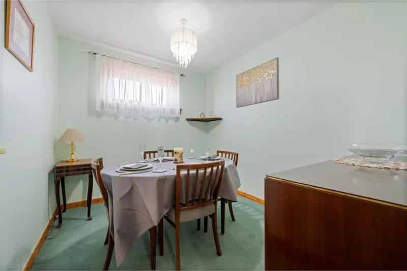 3 Bed Detached Bungalow with 3 Reception Rooms