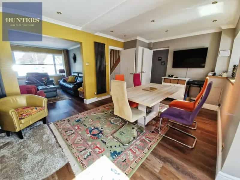 4 Bedroom House For Sale in Pencoed