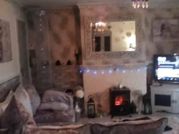 Dormer Bungalow Two Large Bedrooms Family Home
