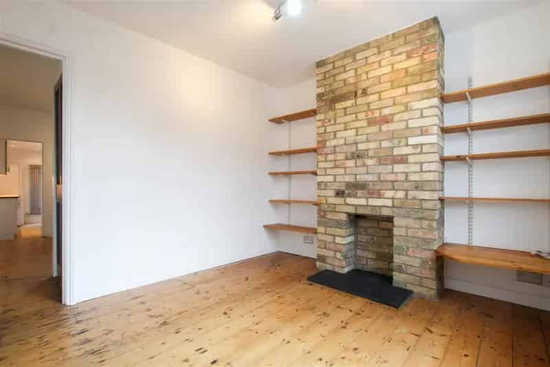 2 Bedroom Terraced House to Rent Romsey