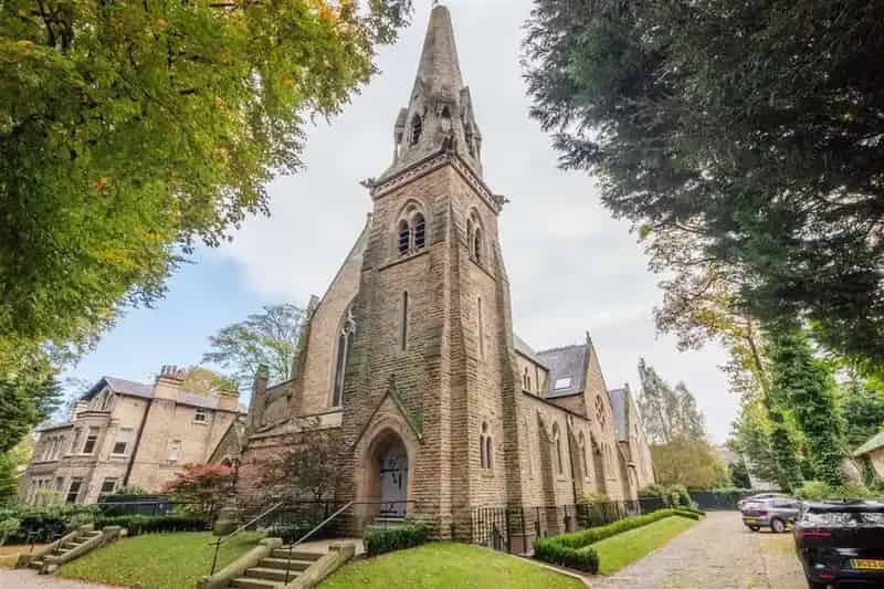 2 Bedroom Townhouse for Sale in Church Conversion