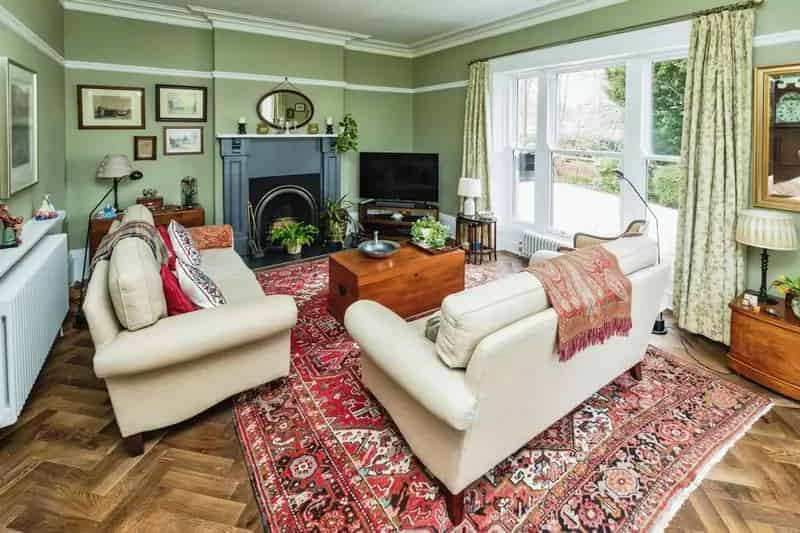 4 Bedroom Detached House for Sale Rotherham S60