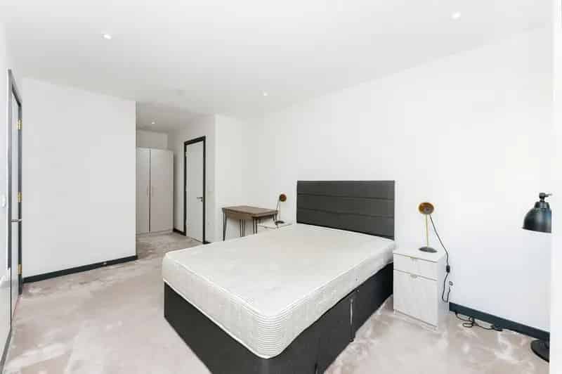 2 Bedroom Flat to Rent Liverpool L2 City Centre Gym Concierge