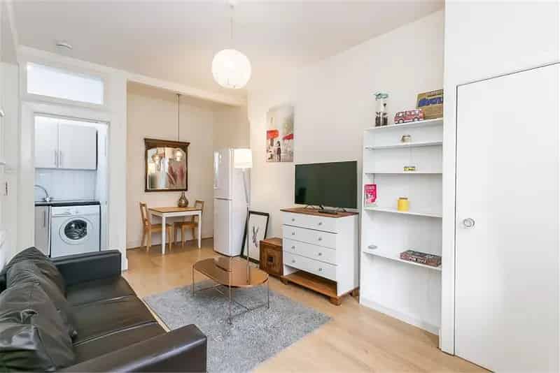 1 Bed Flat Ground Floor Near Union Canal