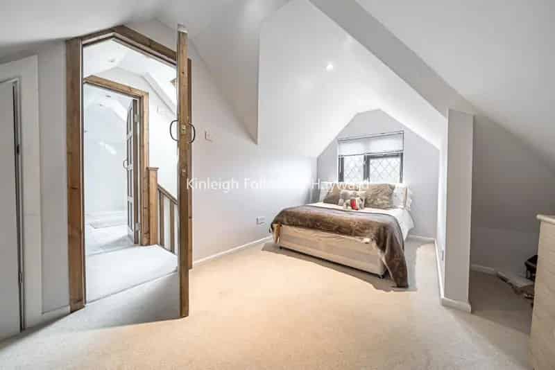 House For Sale , Beaverwood Road, London, England