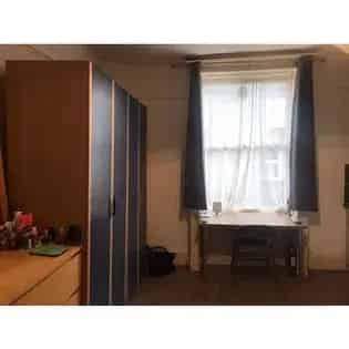 Central London Studio Flat 40m² - Fully Fitted Kitchen & Internet