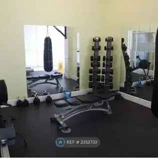 1 Room HMO Manchester All Bills Included Gym Garden