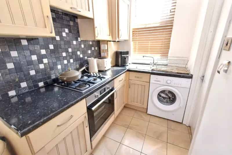 2 Bed Terrace House Near Armley Town Street